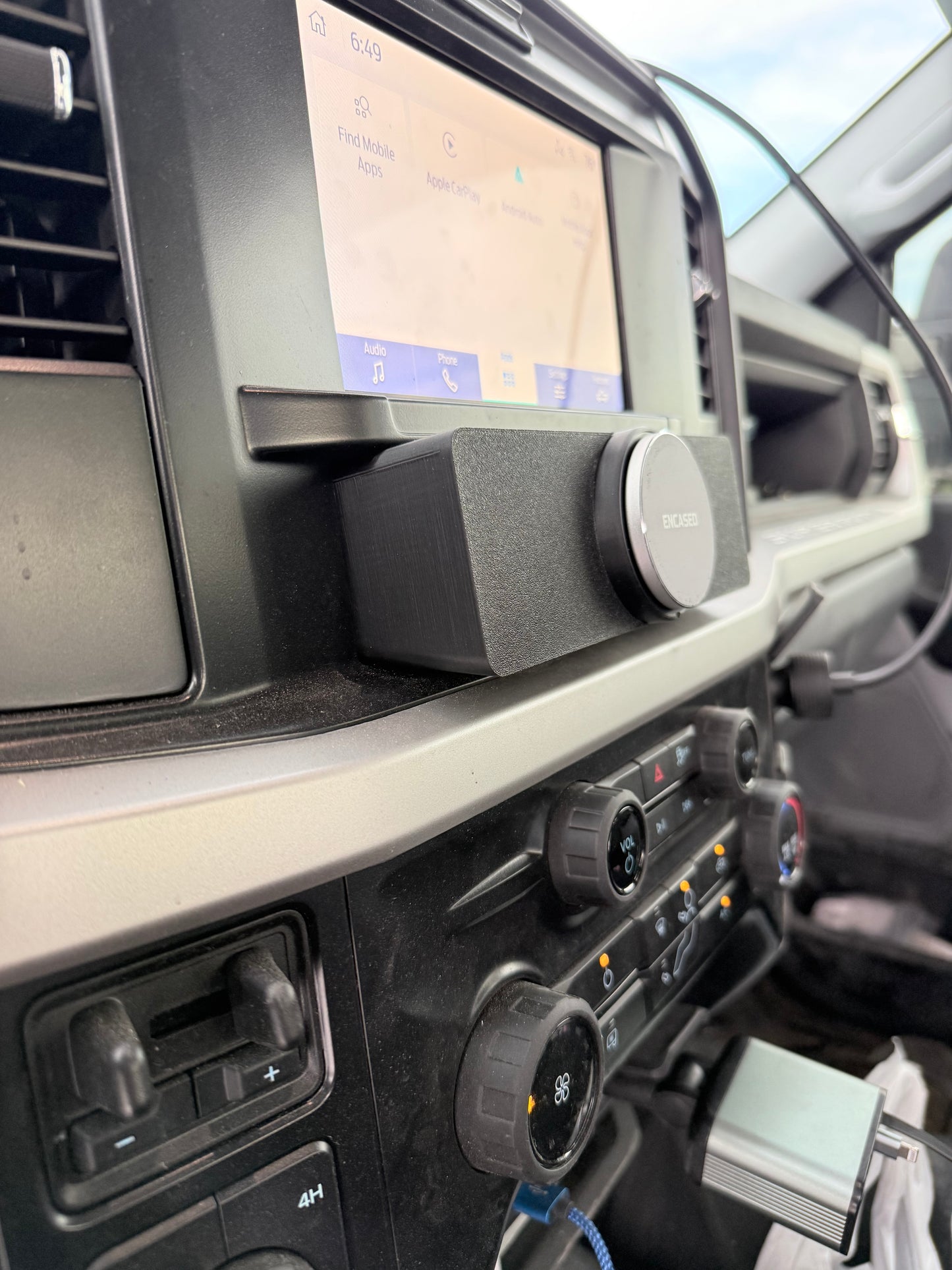2023–2026 Ford Super Duty Phone Mount w/ Tablet Slot | OEM Dash Slot Holder | F250 F350 iPad Stand
